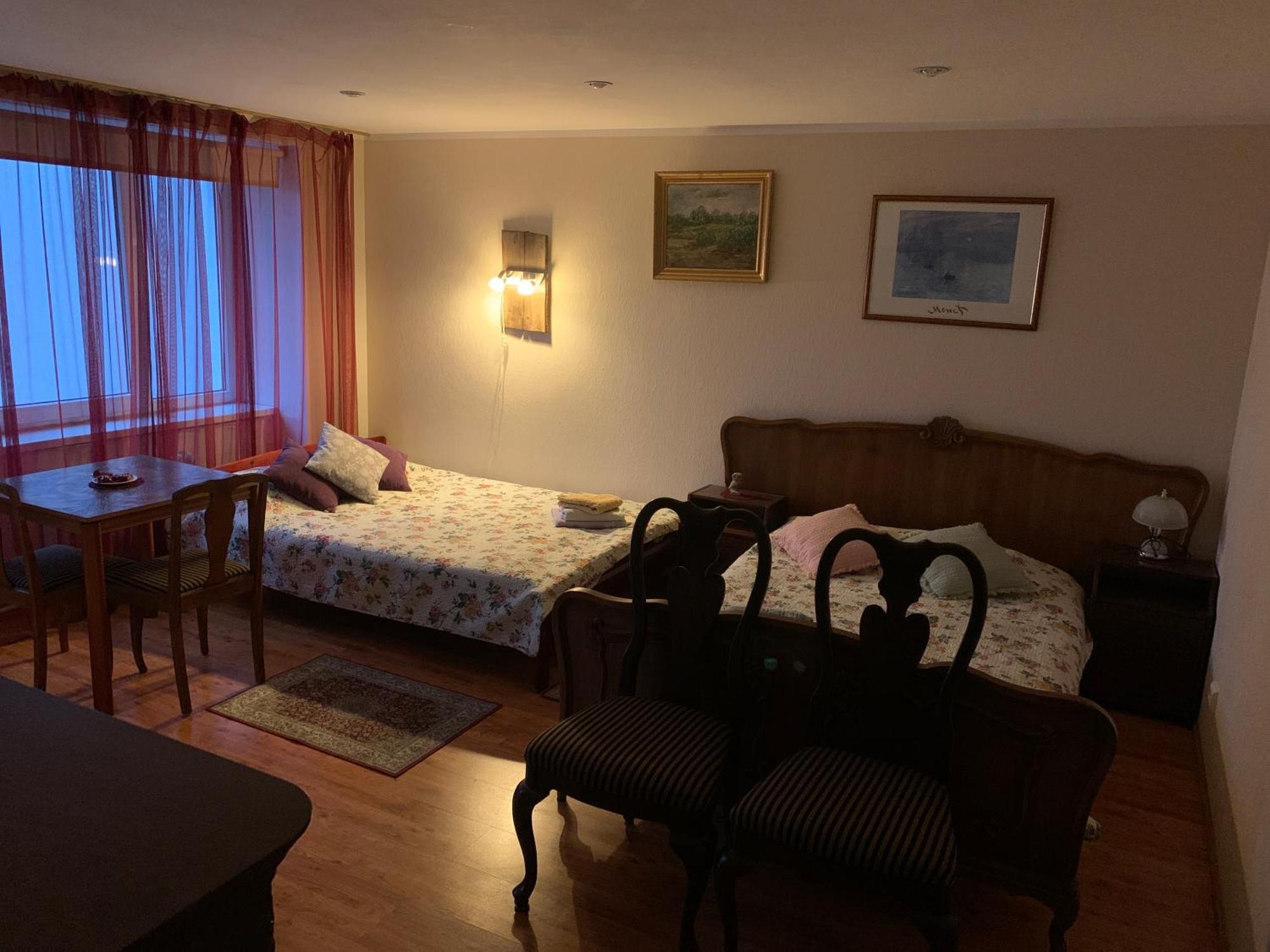Appartement Rueuetli - Cute Old Town - 2 Big Beds, Free Parking *